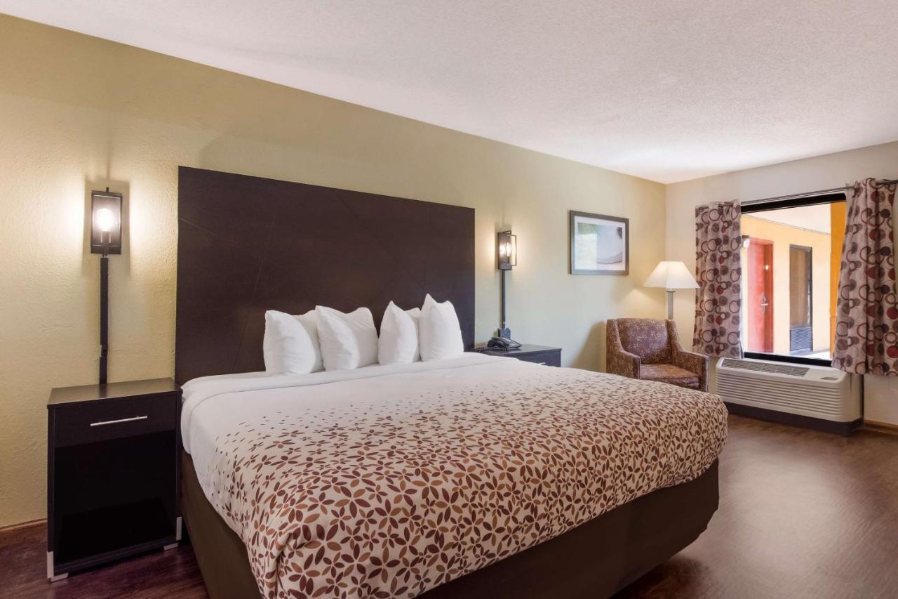 Surestay Hotel By Best Western St Pete Clearwater Airport Extérieur photo